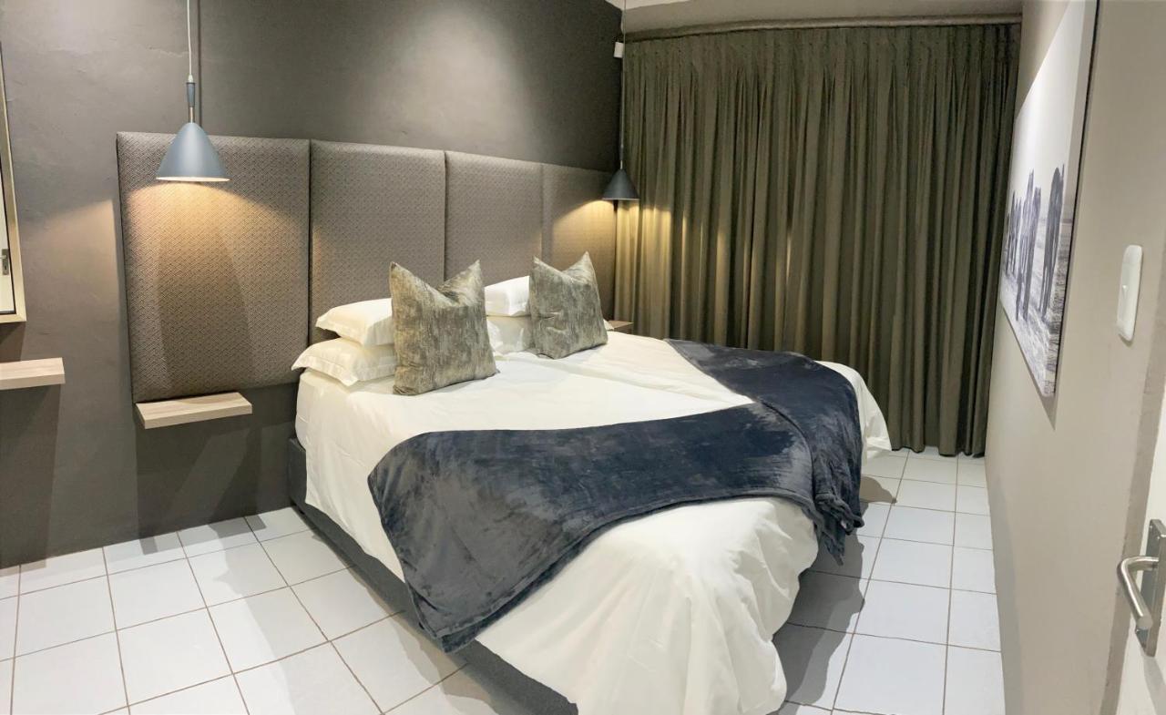 Adventure Apartment - Colchester - 5Km From Elephant Park Екстериор снимка